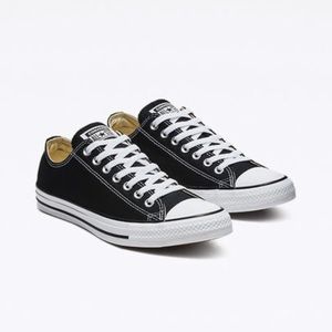 Black All Star converse